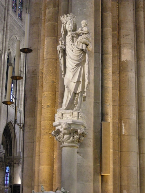 Virgen de París